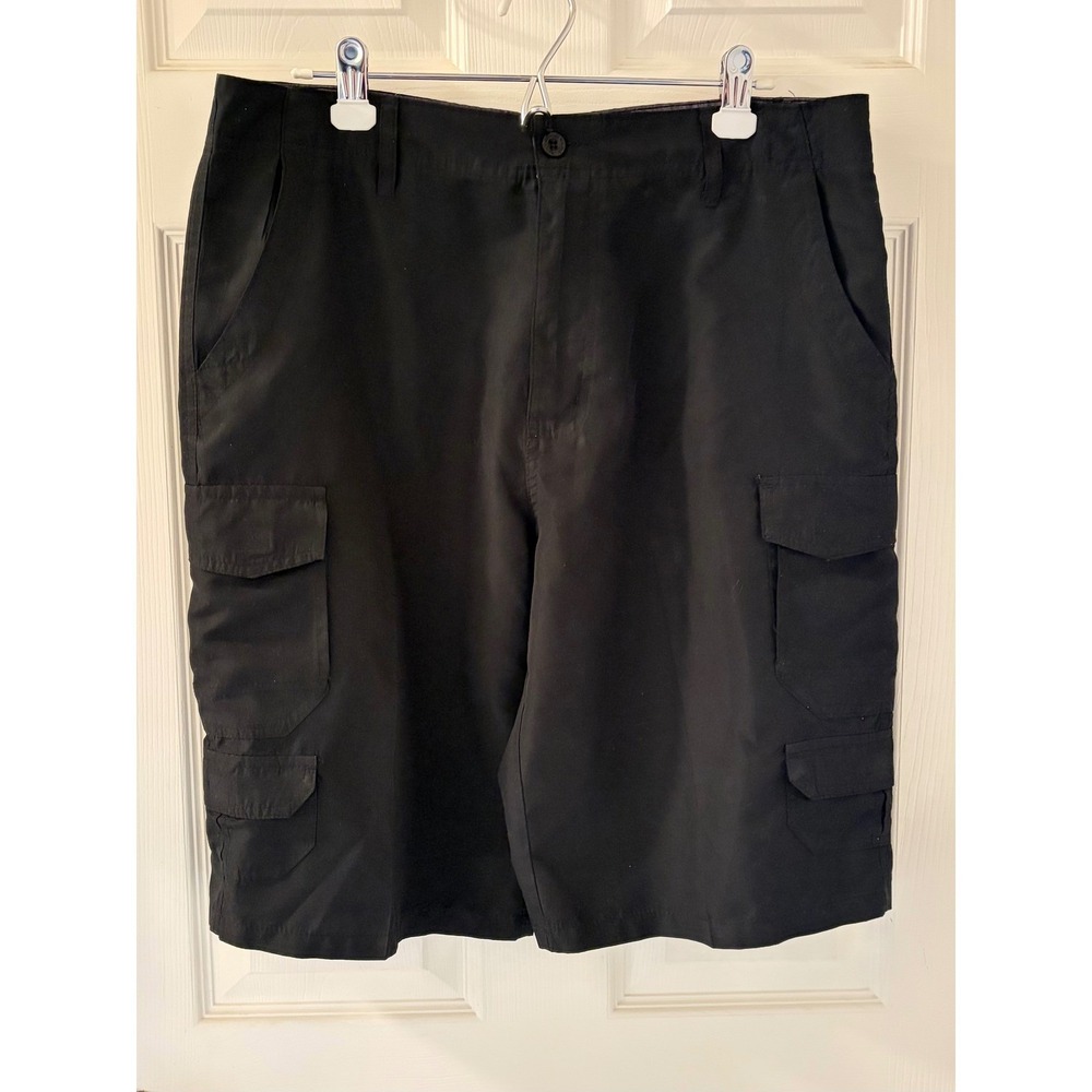Airwalk Men's 34 Black Multi Pocket Cargo Shorts Skate Streetwear Y2K